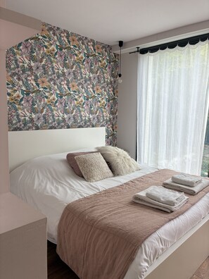 Iron/ironing board, WiFi, bed sheets - ARCHITECT-DESIGNED HOUSE ("ARTS ET DÉCORATION"), BEACHES, FOREST, GOLF COURSES NEARBY. (Anglet)