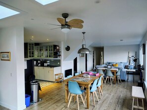 Cottage | Dining - Faodail House (Skeabost)
