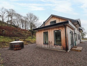 Exterior - Faodail House (Skeabost)