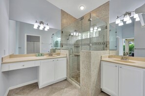 Bathroom - Addison Reserve at Glen Eagle Golf & Country Club (Naples)