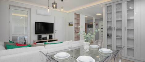 تناول الطعام