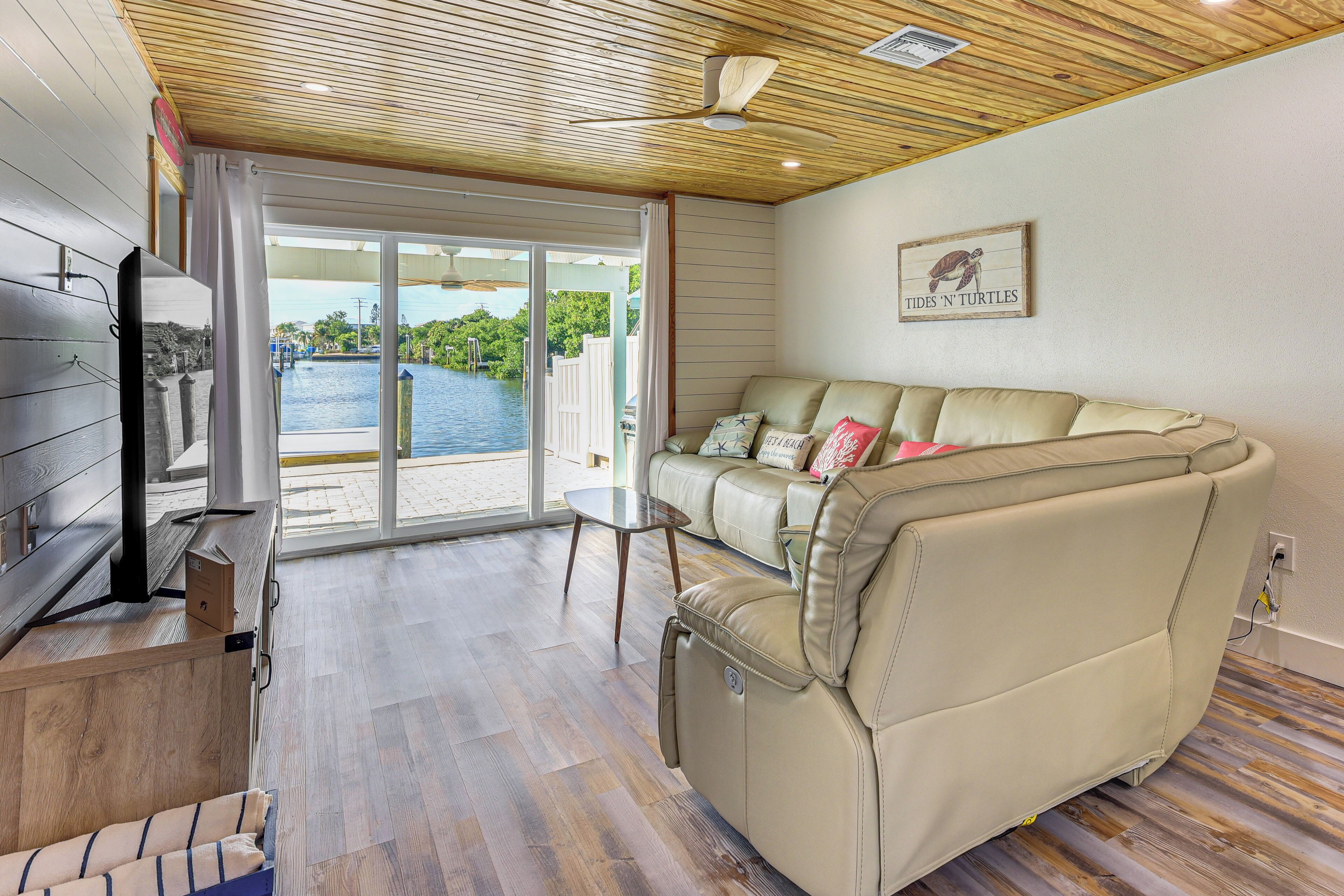 Villa (2 Bedrooms) | Interior