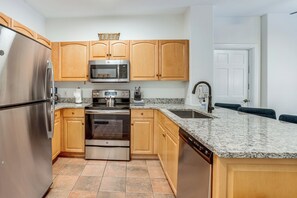 Interior - Walk to Ski Lift & Hot Tubs! Mtn-view Keystone Gem (Keystone)