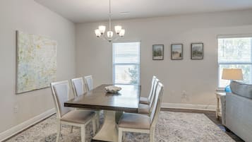 Maison (4 Bedrooms) | Intérieur