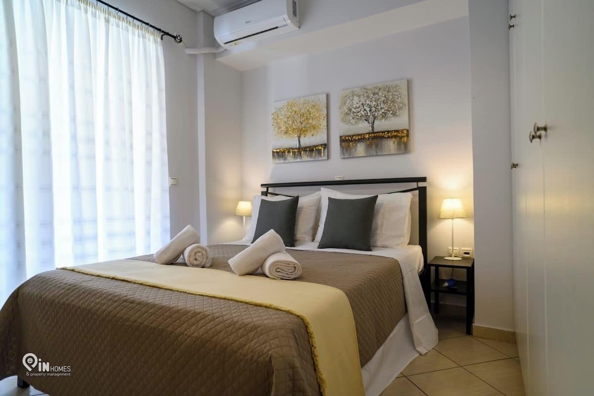 1 slaapkamer, een bureau, een strijkplank/strijkijzer, gratis wifi