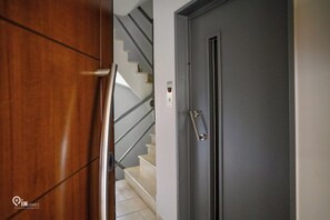Interior - Thyme Out - Modern Apartment in Egaleo/Athens (Egaleo)