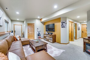 Apartment (2 Bedrooms) | Interior - Near Ferry, Shops & Eats! Anacortes Townhome (Anacortes)