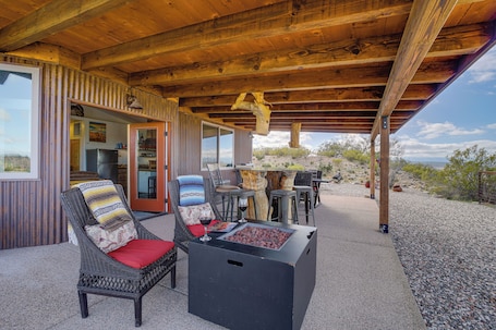 Interior. Surrounding Mtn & Valley Views! Cornville Getaway