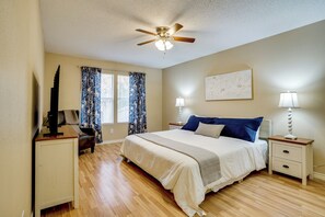 House (3 Bedrooms) | Interior - Family Getaway w/ Fenced Yard in Haltom City! (Fort Worth)