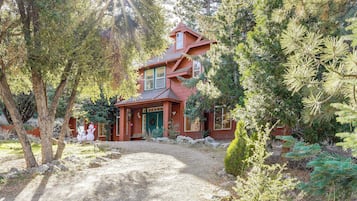 Casa (5 Bedrooms) | Vista frontal de la propiedad