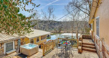 Boat & Fish! 1950s Rockaway Beach Cabin w/ Hot Tub