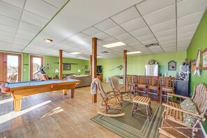 House (6 Bedrooms) | Interior - 100-acre Family Getaway in Kenbridge: Pets Welcome (Kenbridge)