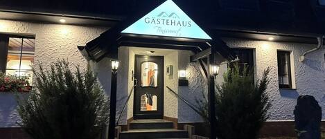 Entrada de la propiedad