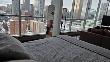 Iron/ironing board, Internet