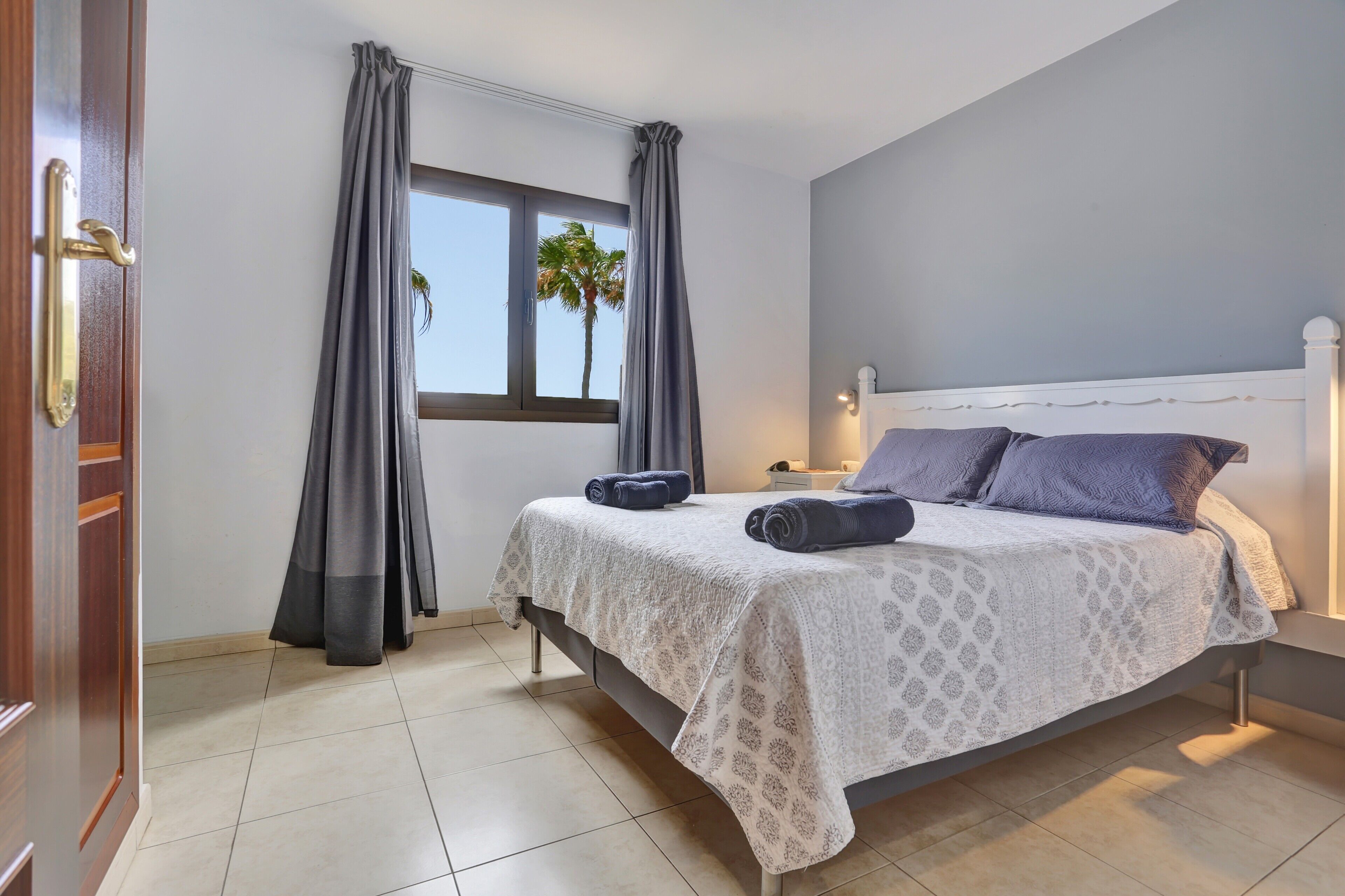 1 soverom, strykejern/-brett, wi-fi og sengetøy