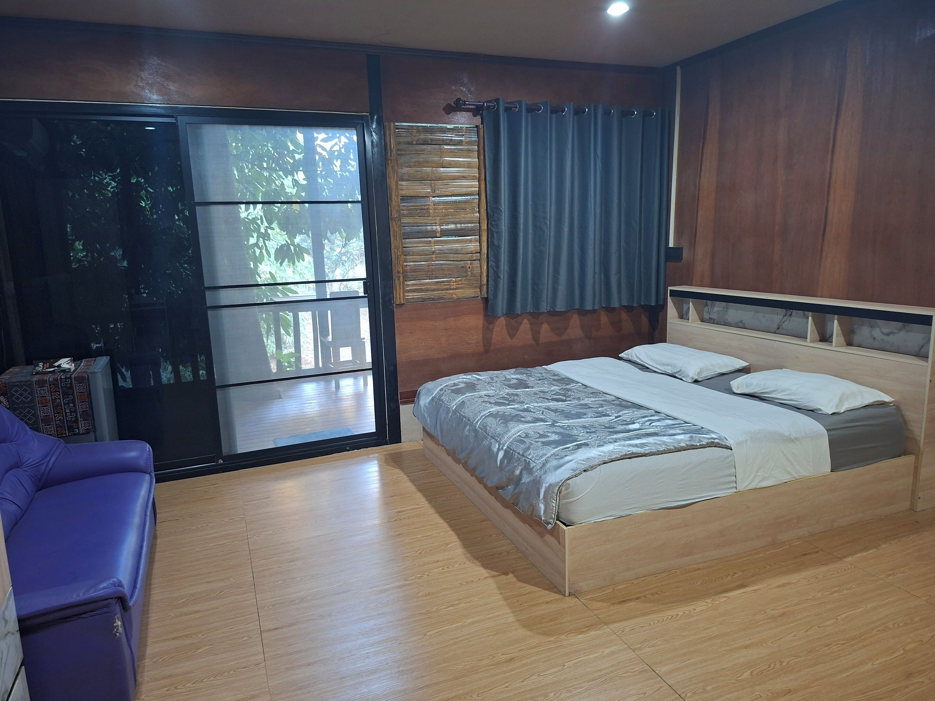 Room, 3 Bedrooms, Smoking, Balcony | 3 bedrooms
