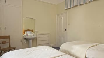 2 bedrooms, individually decorated, individually furnished, free WiFi