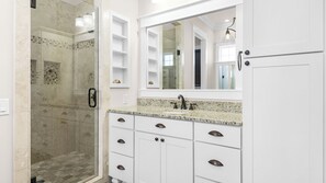Shower, hair dryer, towels - 30A Getaway with Private Heated Pool, Jacuzzi, and Golf cart (Seacrest)