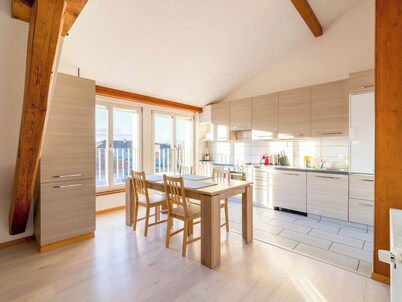 Thun Center Apartment Close to Lake and Shops