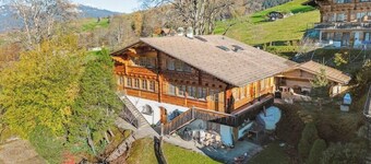 Alpine Garden Retreat | Panoramic Mountain Views