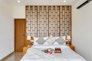 House | 3 bedrooms - Chic 3bhk w Pool Field View Villa Marigold (Marra)