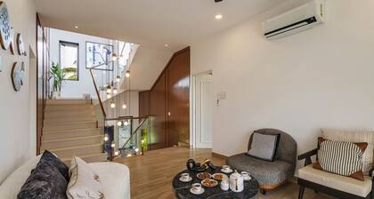 Chic 4bhk w Pool Field View Villa Marigold