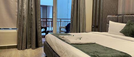 アイロン / アイロン台、WiFi、ベッドシーツ