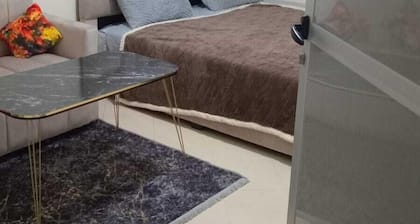 Clean & Cozy Room in Aïn Chock, Casa Nearshore