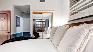 Condo, 1 phòng ngủ | 1 phòng ngủ, bàn ủi/dụng cụ ủi quần áo 