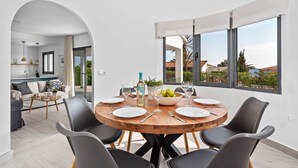 Dining - Villa Marina by Escape Home (Santo Tomas)