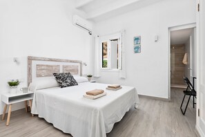 3 bedrooms, in-room safe, iron/ironing board, free WiFi - Villa Marina by Escape Home (Santo Tomas)