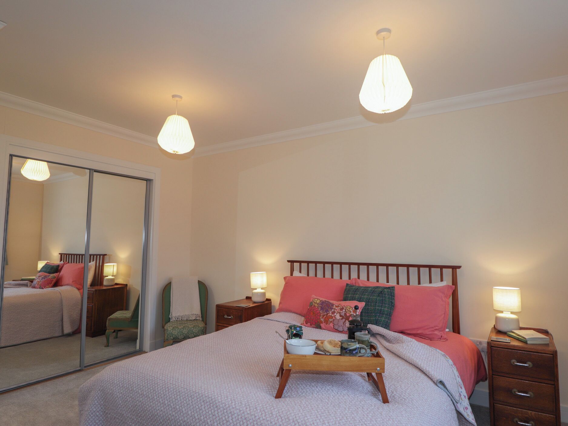 3 quartos, individualmente decorados, individualmente mobiliados