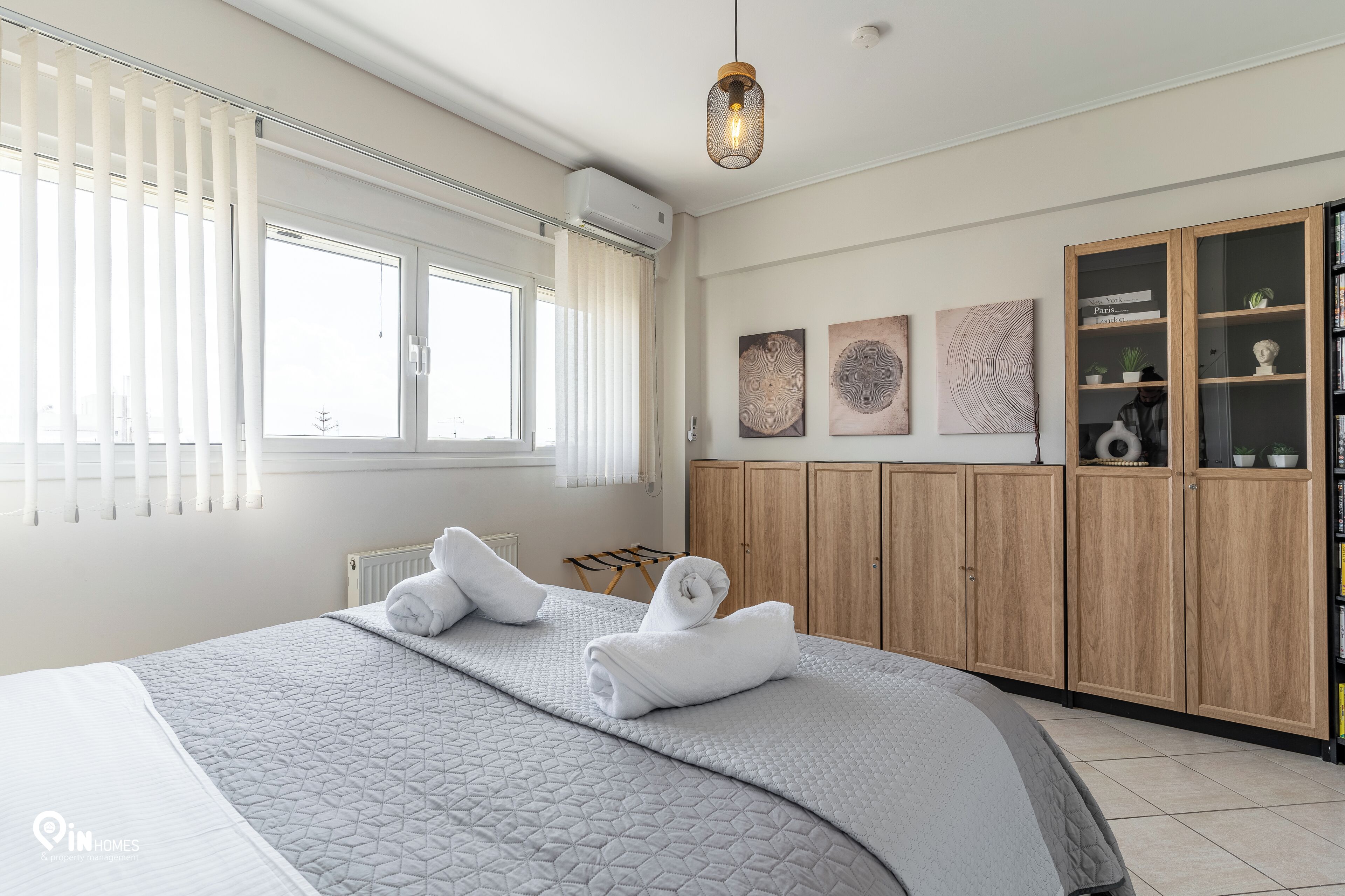 1 habitación, escritorio, tabla de planchar con plancha y wifi gratis 