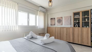 1 chambre, bureau, fer et planche à repasser, accès au Wi-Fi (inclus)