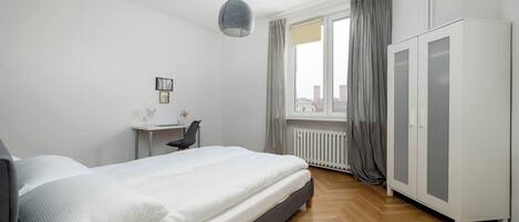 Desk, iron/ironing board, travel crib, WiFi