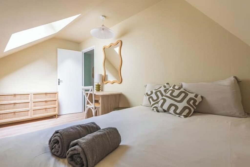 Fer et planche à repasser, Wi-Fi, draps fournis