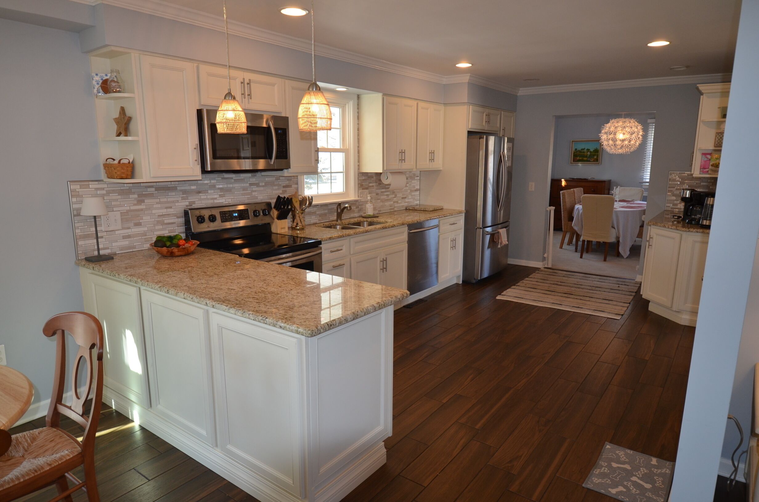 雪櫃、微波爐、焗爐、爐具