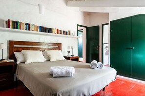 6 habitaciones y caja de seguridad en la habitación 