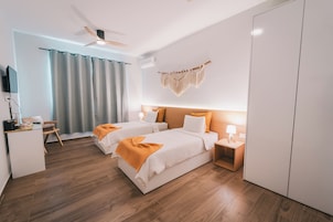 Habitación con 2 camas individuales | Escritorio y wifi gratis