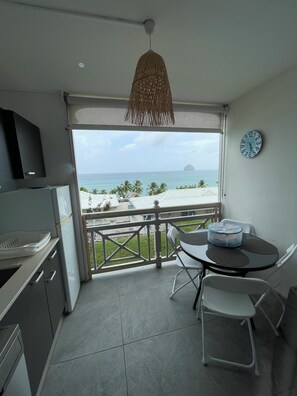 Dining - Studio with pool access and views of the Diamond Rock and Morne Larcher (Le Diamant)