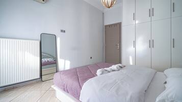 2 habitaciones, tabla de planchar con plancha, internet y ropa de cama