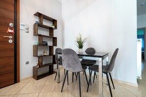 Dining - Central Nea Smyrni 2BR Apt-Near Transport by ΜΡS (Nea Smirni)