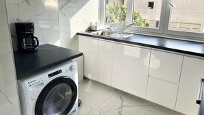 Interior - Paris- 15 min – Large 5-room apartment fully renovated – Orly Airport -15 min (Vitry-sur-Seine)