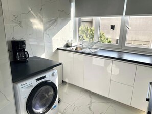 Interior - Paris- 15 min – Large 5-room apartment fully renovated – Orly Airport -15 min (Vitry-sur-Seine)