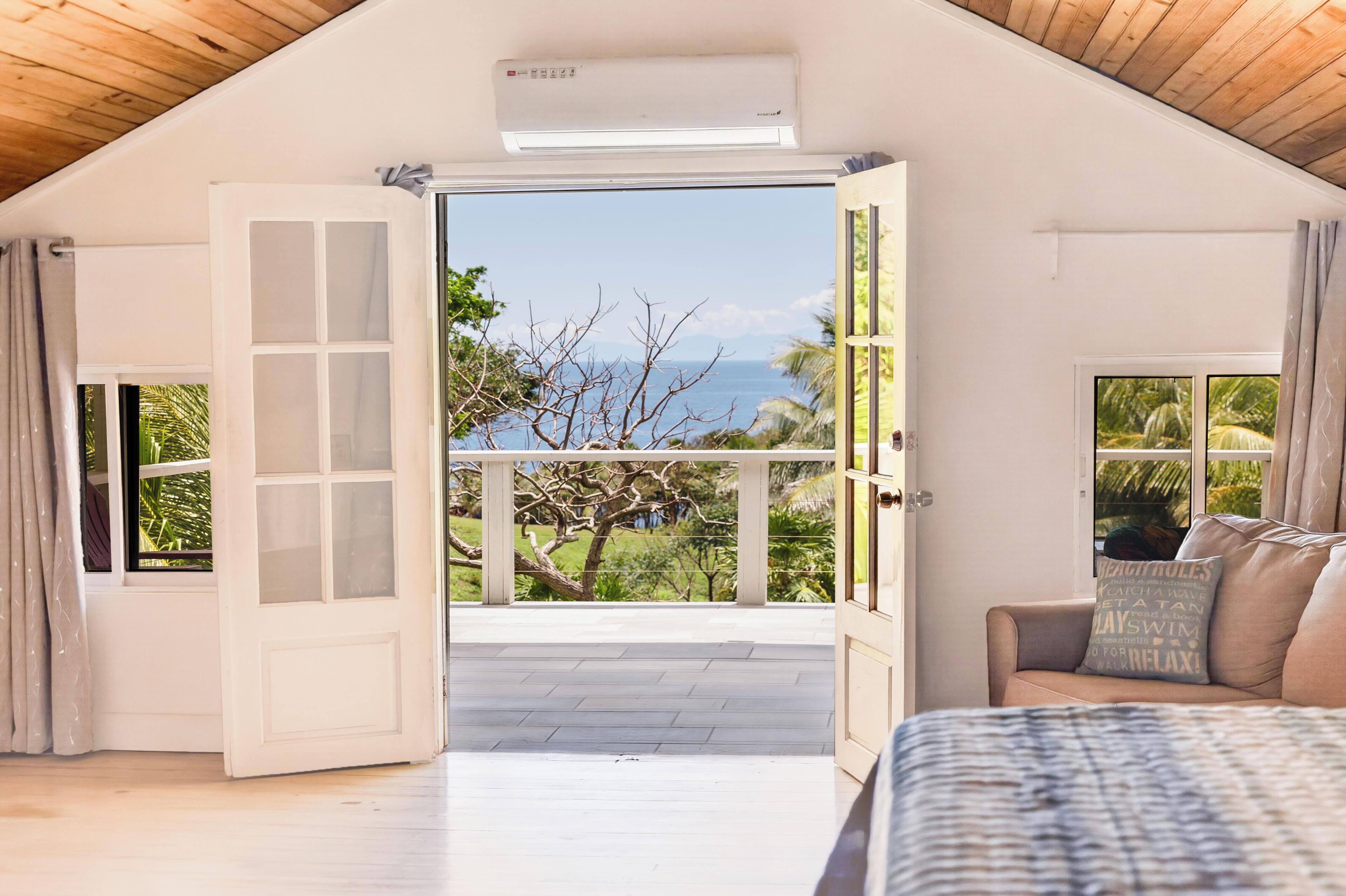 2 bedrooms, in-room safe, travel cot, free WiFi