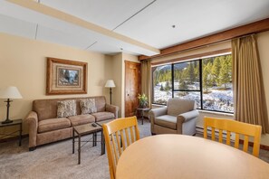 TV - Best Of Summit 2025 Winner for Best Lodging Hotel!  Cozy Slope-Side Retreat at B (Breckenridge)