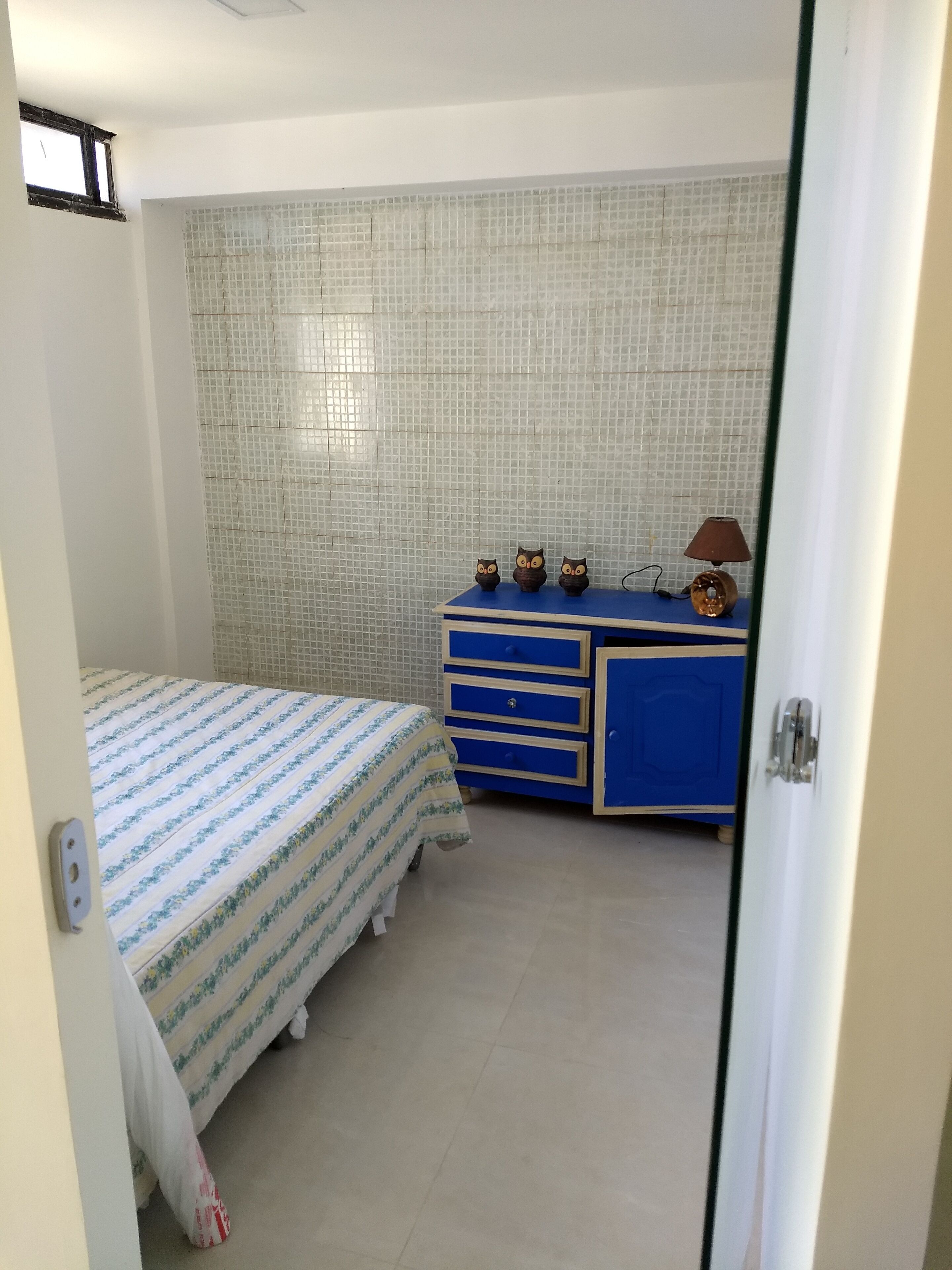 1 quarto, roupa de cama