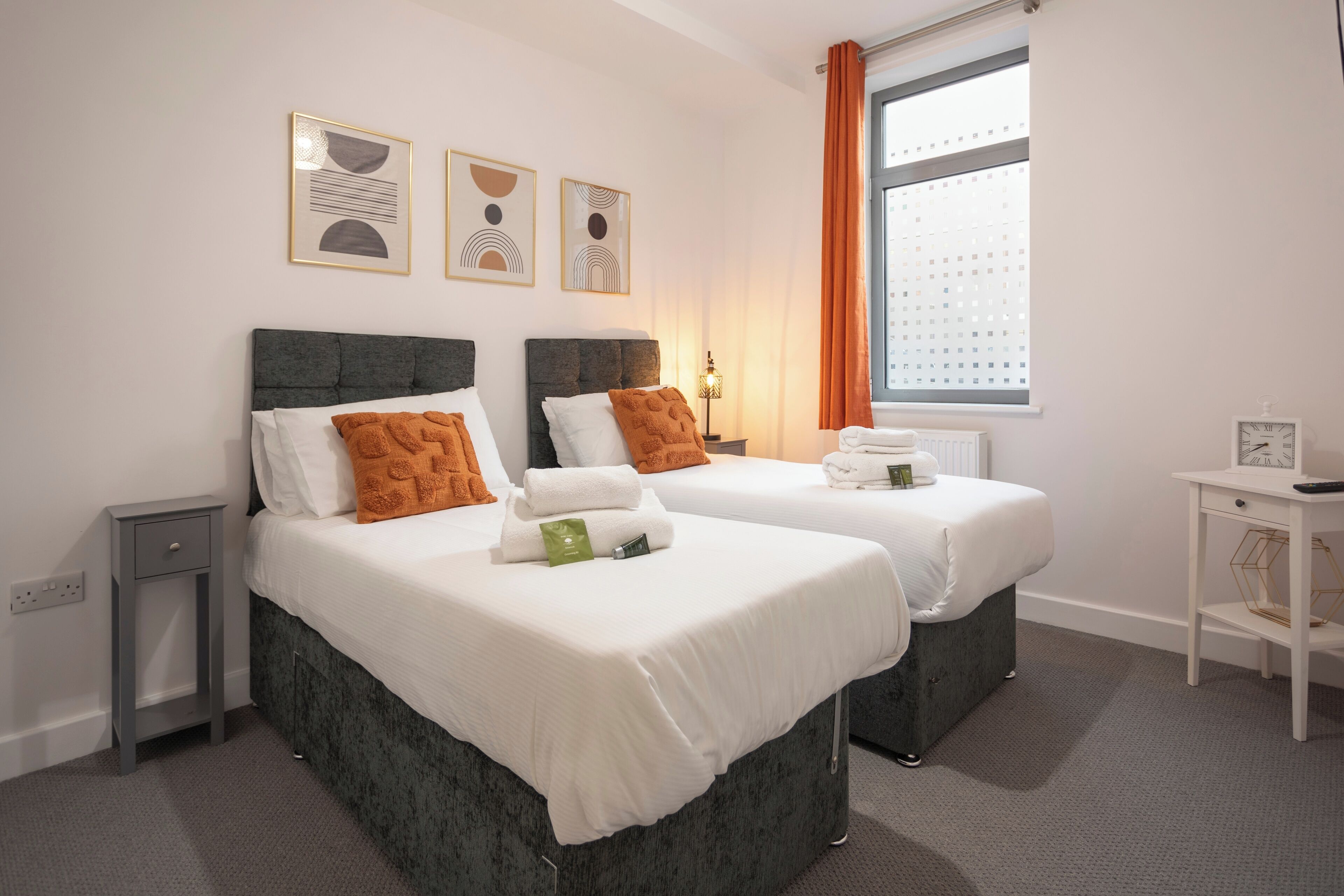 1 bedroom, desk, soundproofing, free WiFi
