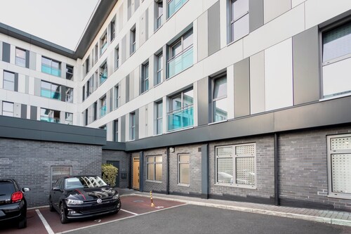 The Albany Sleeps 2 With Wifi