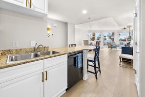Interior - Incredible Gulf Views! Beautiful Remodel - Beach Chair Service (Miramar Beach)